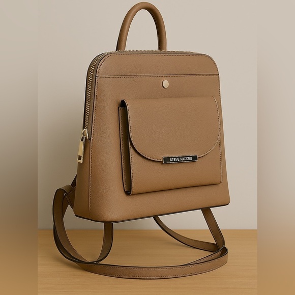 Steve Madden Backpack***pristine condition - Picture 3 of 7